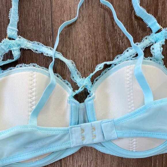 Lace Underwire Bra With Strappy Detailing & Adjustable Straps In Aqua Blue - Picture 4 of 5
